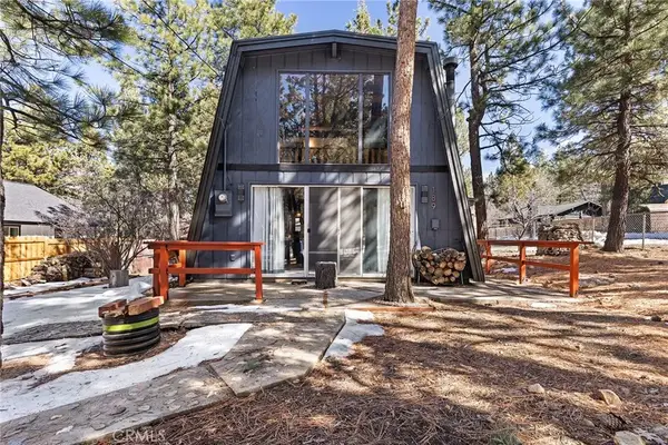 189 Moreno Lane, Sugarloaf, CA 92386