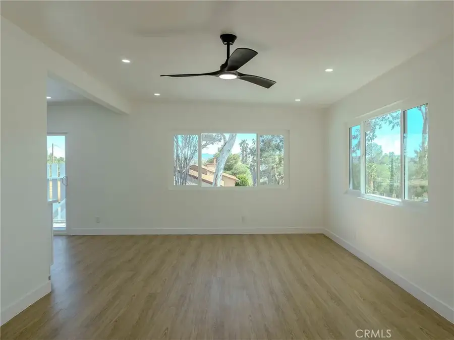 49126 Park Avenue, Morongo Valley, CA 92256 - #2