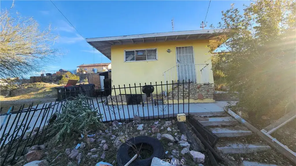 330 Pallesi, Barstow, CA 92311 - #1