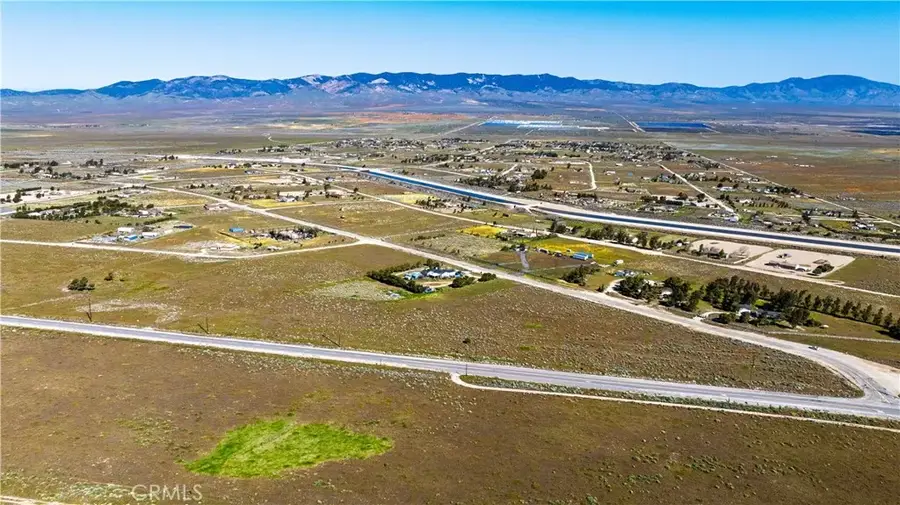 0 La Petite, Fairmont, CA 93536 - #2