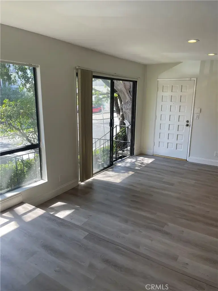 1818 Kelton Avenue #101, Los Angeles, CA 90025 - #3