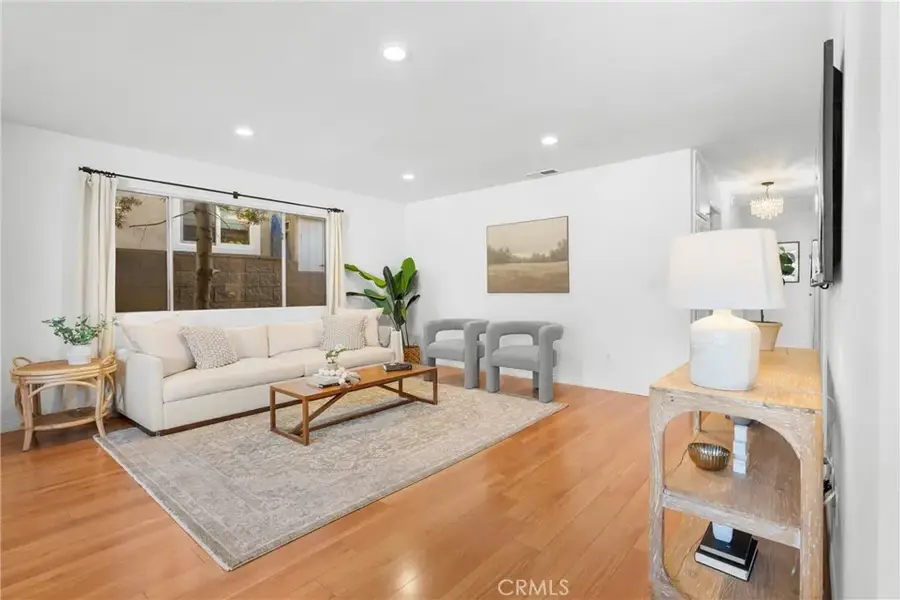 586 36th, Manhattan Beach, CA 90266 - #3