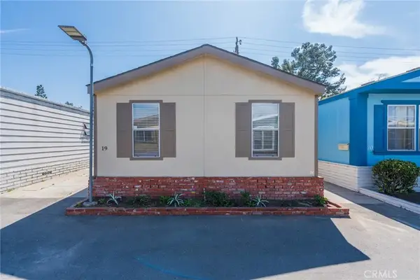 12062 W Edinger Spc 19, Santa Ana, CA 92704