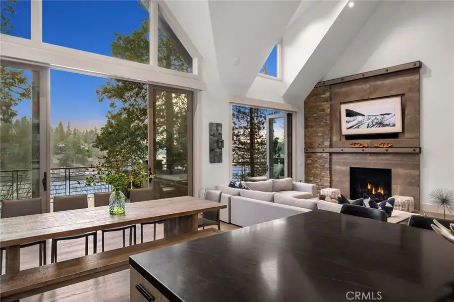 496 North State Highway 173, Lake Arrowhead, CA 92352 - #3