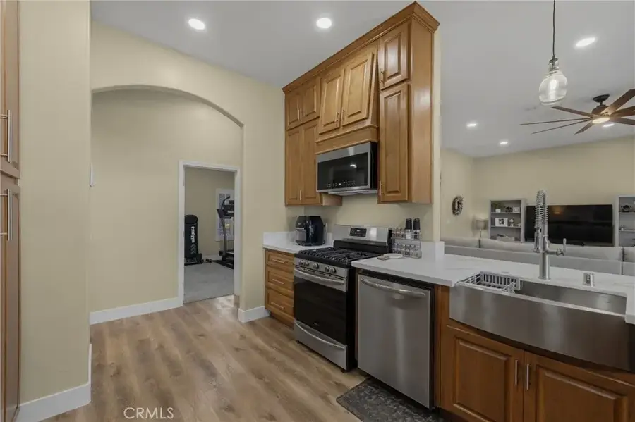 4401 Palisades, Bakersfield, CA 93308 - #2