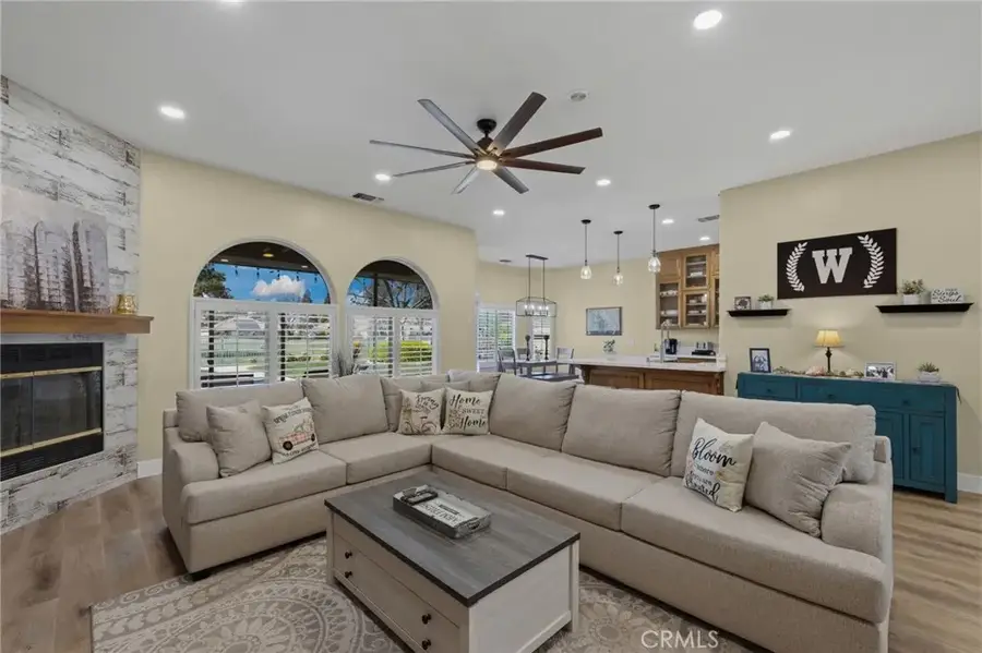 4401 Palisades, Bakersfield, CA 93308 - #3