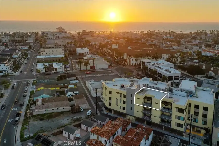 414 Main St. #410, Huntington Beach, CA 92648 - #2