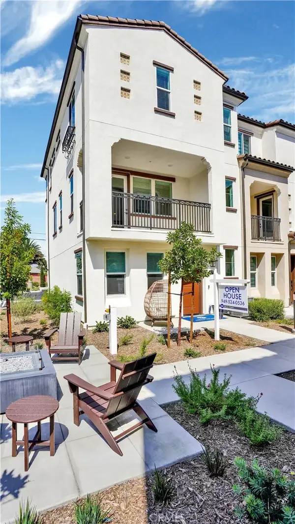 2217 W Orange #17, Anaheim, CA 92804