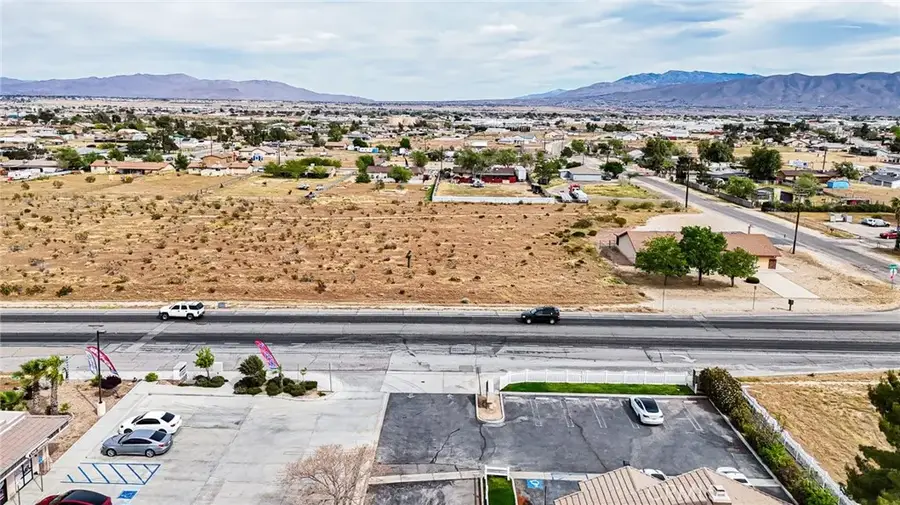11695 Hesperia, Hesperia, CA 92345 - #3