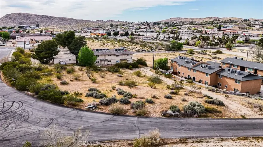 15750 Olalee, Apple Valley, CA 92307 - #2