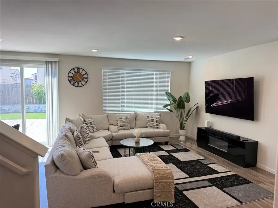855 Helmsley, Vacaville, CA 95687 - #3