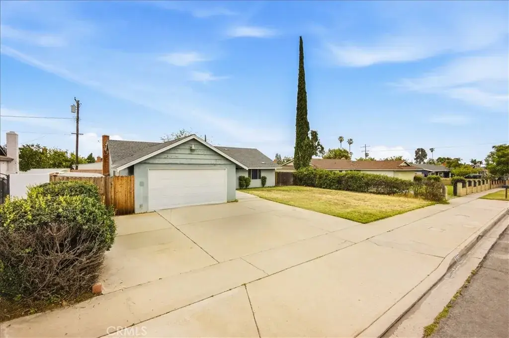 9775 Vine, Bloomington, CA 92316 - #1