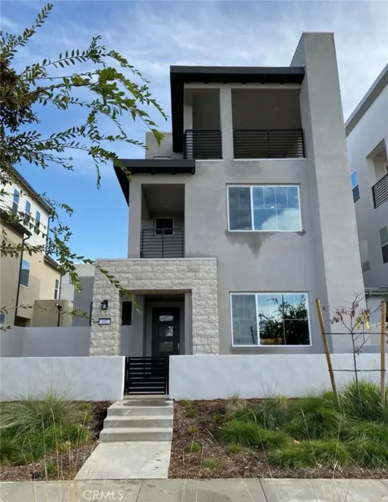 162 Perspective, Irvine, CA 92618 - #2