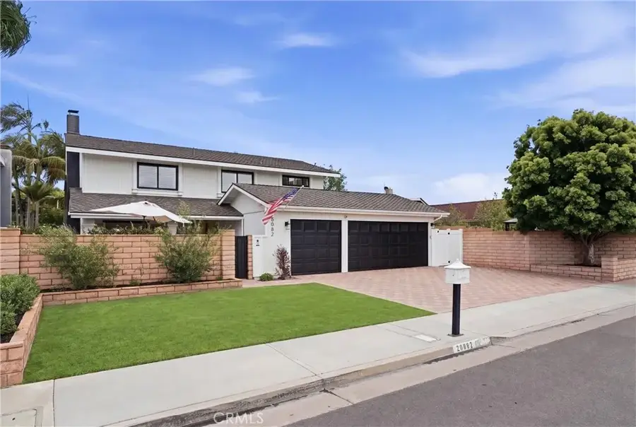 20082 Gothic Circle, Huntington Beach, CA 92646 - #2
