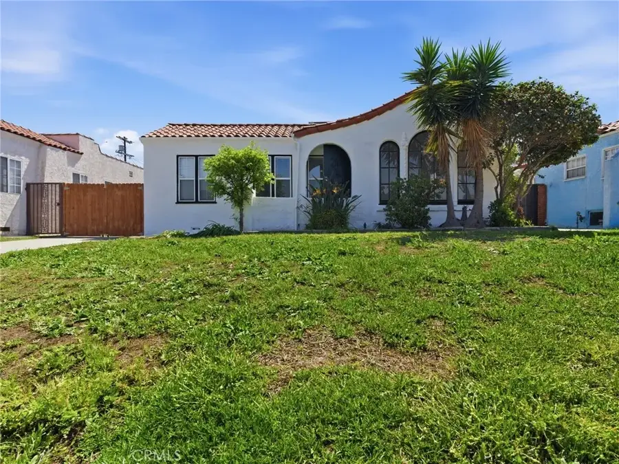 2042 W 75th Street, Los Angeles, CA 90047 - #3