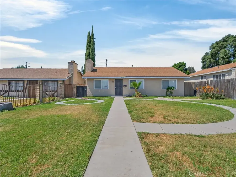 8217 Laurel Canyon Boulevard, North Hollywood, CA 91605 - #2