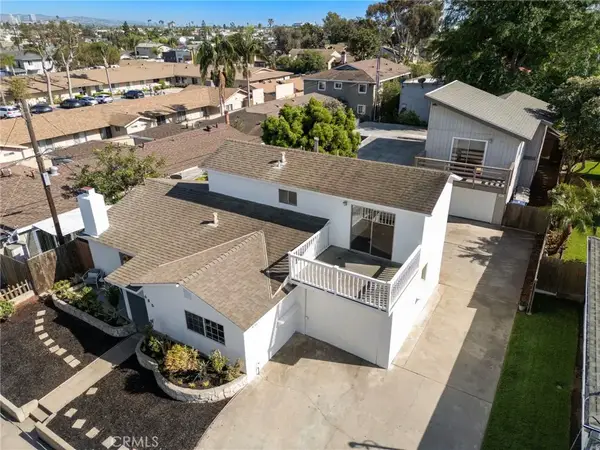 685 Center St., Costa Mesa, CA 92627