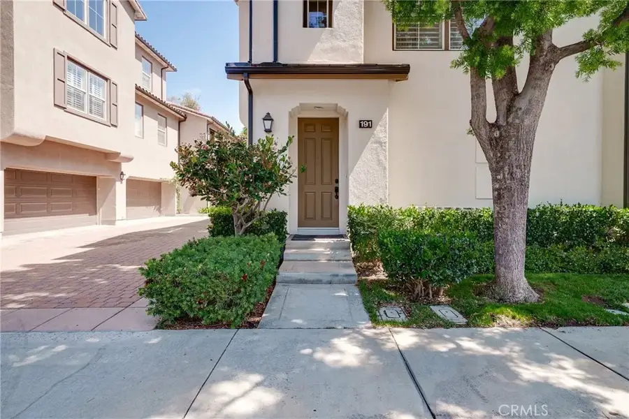 191 Lockford, Irvine, CA 92602 - #2