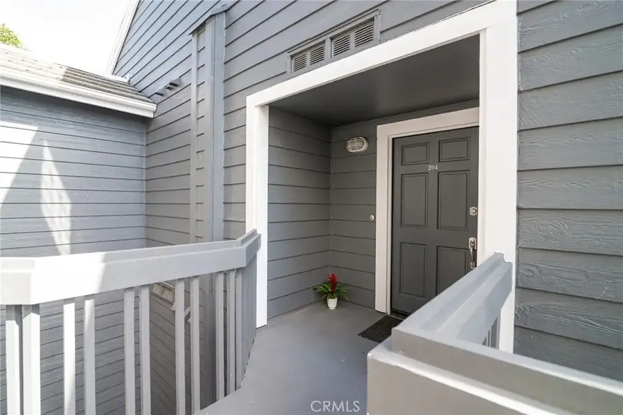 8192 Sandcove #204, Huntington Beach, CA 92646 - #2