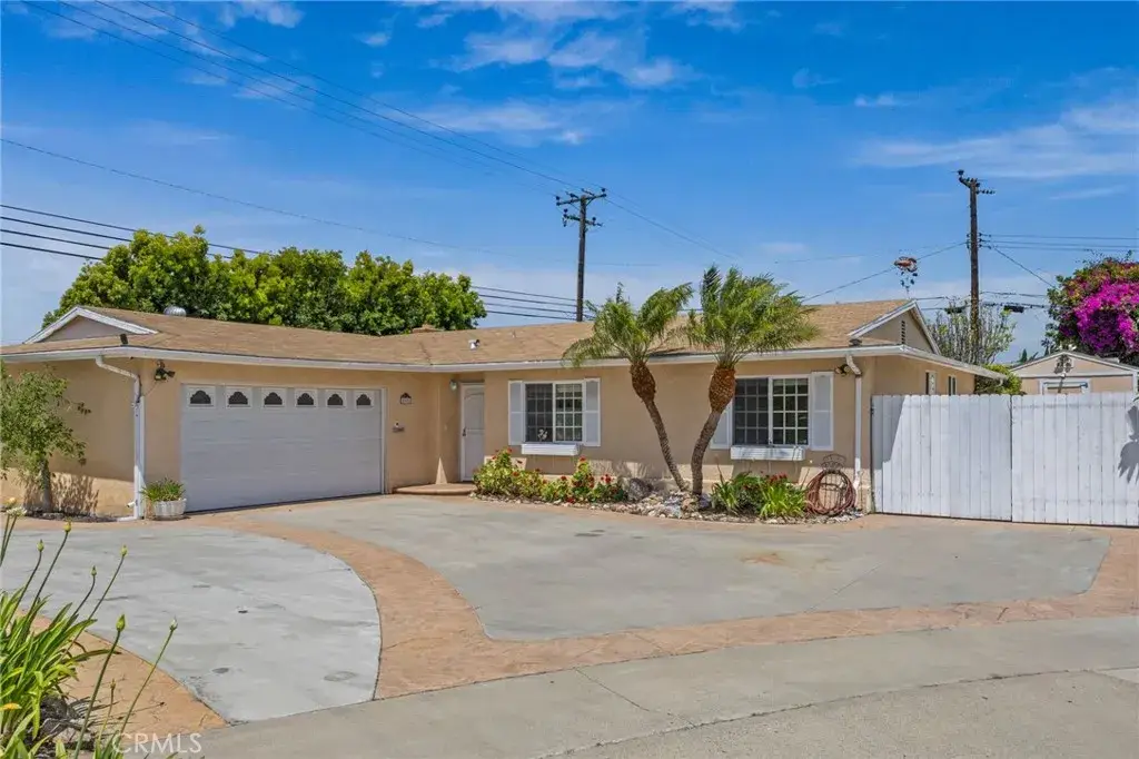 8501 Orinda Circle, Huntington Beach, CA 92647 - #1