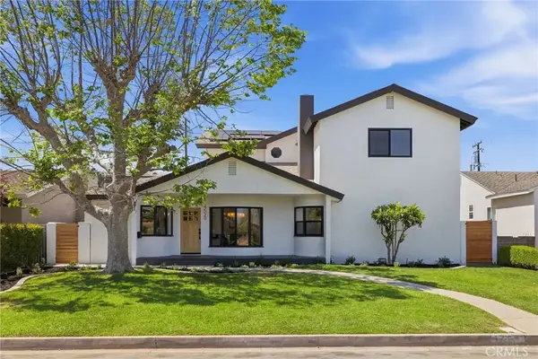 4529 Pepperwood Avenue, Long Beach, CA 90808