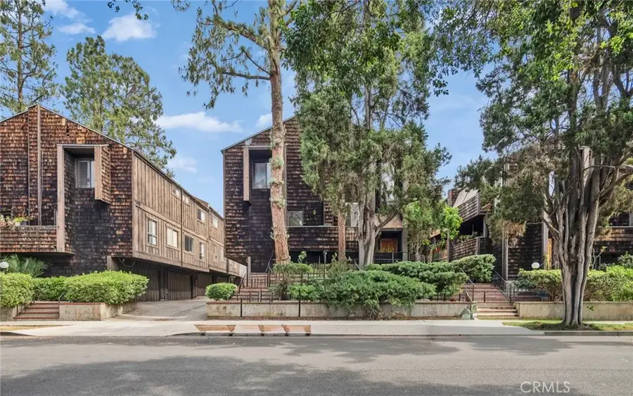 332 N 5th Street, Burbank, CA 91501 - #2