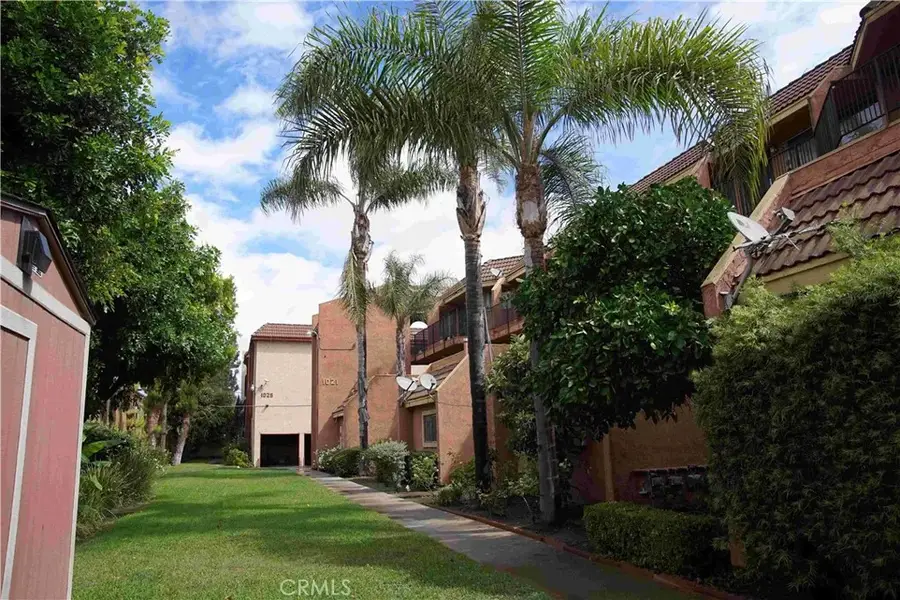 1021 W Bishop #212/I, Santa Ana, CA 92703 - #2