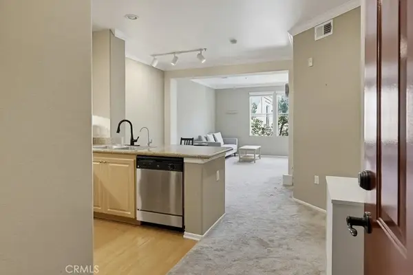 2448 Watermarke, Irvine, CA 92612
