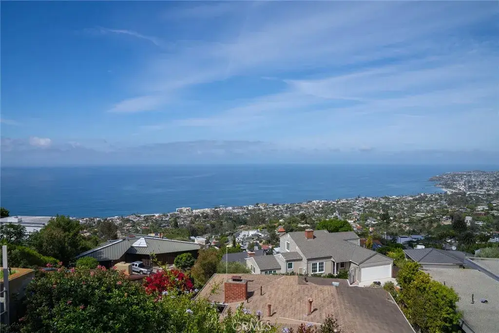 1375 La Mirada, Laguna Beach, CA 92651 - #1