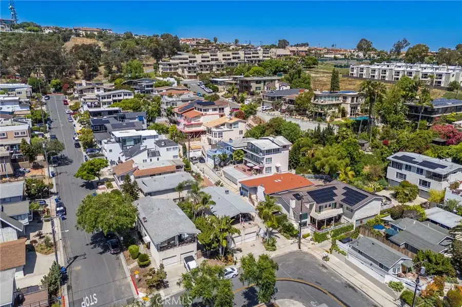 2497 E 20th, Signal Hill, CA 90755 - #2