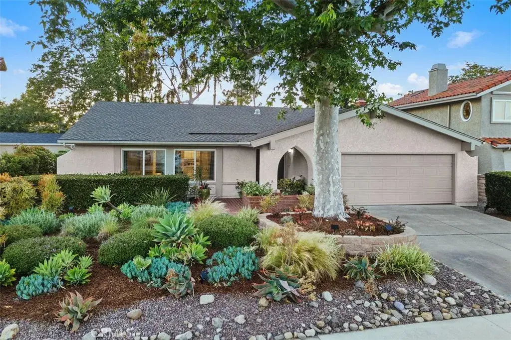 27411 Trabuco Circle, Mission Viejo, CA 92692 - #1