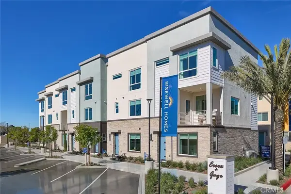 7255 Aura Circle, Huntington Beach, CA 92647