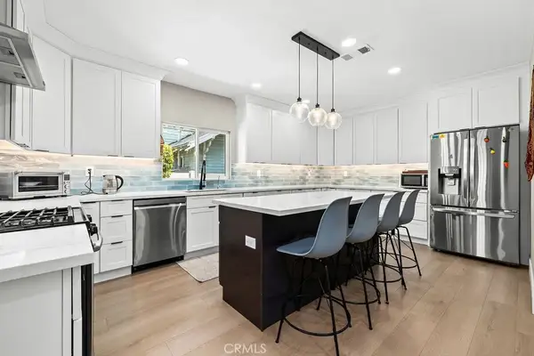 1347 Atlantic, Long Beach, CA 90813