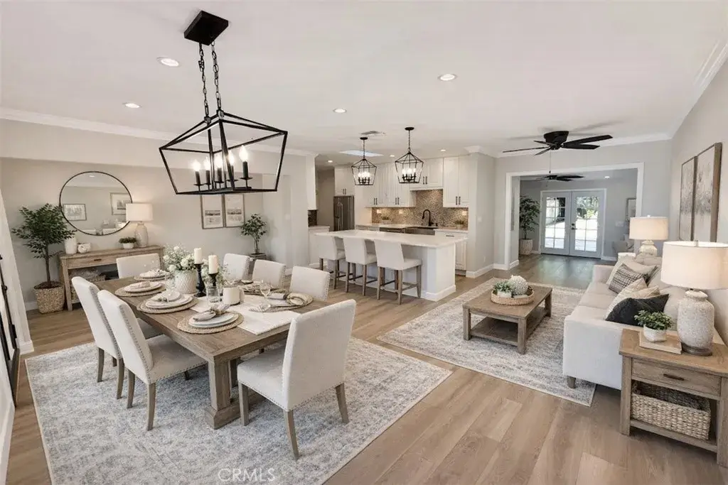 6929 Shoshone, Lake Balboa, CA 91406 - #1