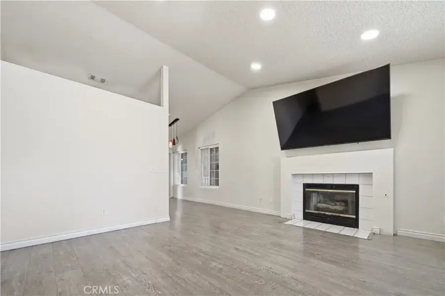 14211 La Mirada St, Victorville, CA 92392 - #3