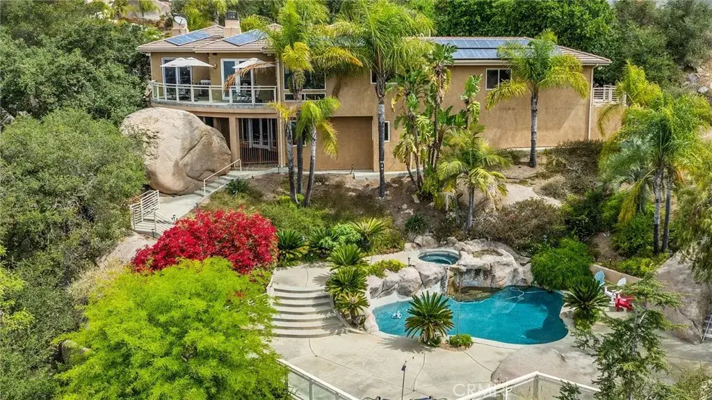 28521 Gladstone Court, Escondido, CA 92026 - #1