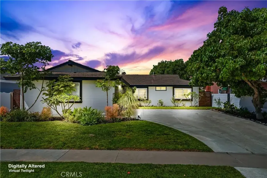 6051 Kimberly Drive, Huntington Beach, CA 92647 - #3