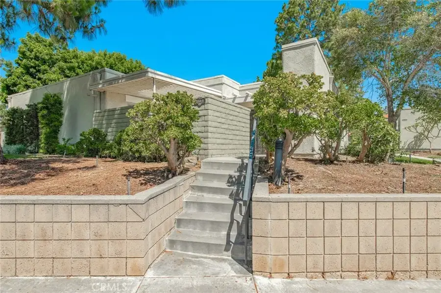 2264 Via Puerta #B, Laguna Woods, CA 92637 - #2
