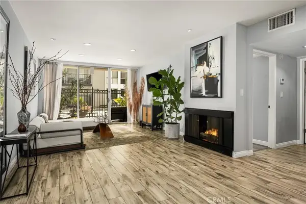 1351 N Crescent Heights #114, West Hollywood, CA 90046