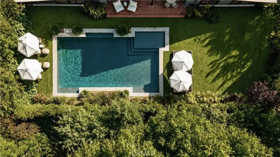 18837 Paseo Nuevo, Tarzana, CA 91356 - #2