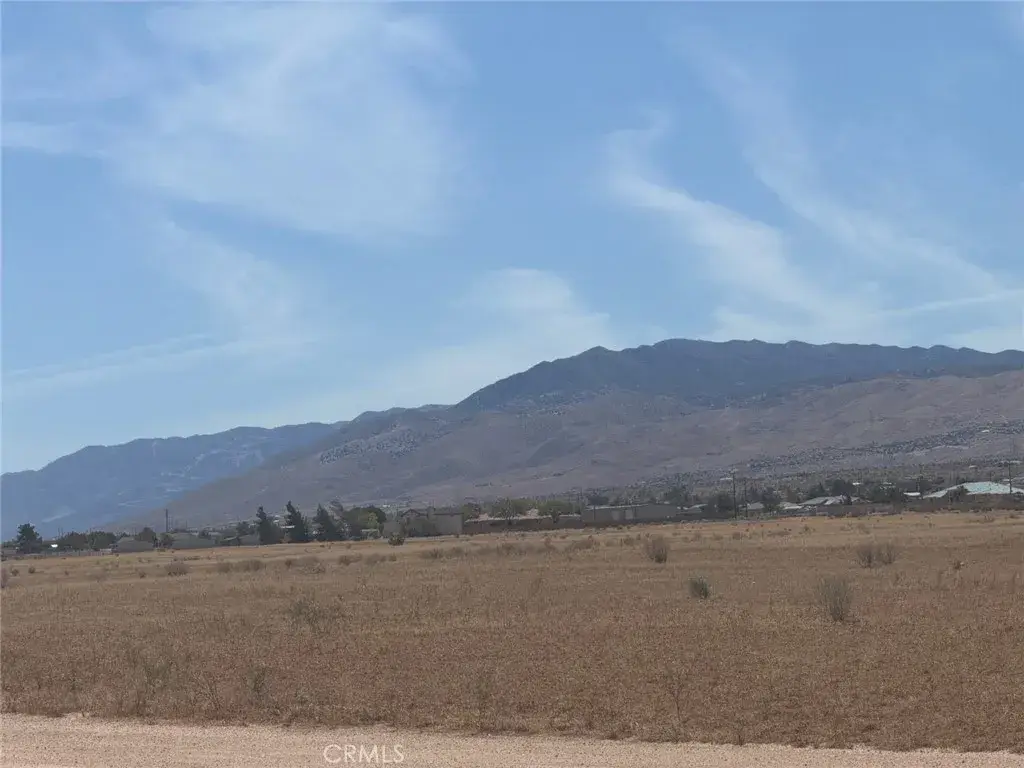 23023 Del Oro, Apple Valley, CA 92308 - #1