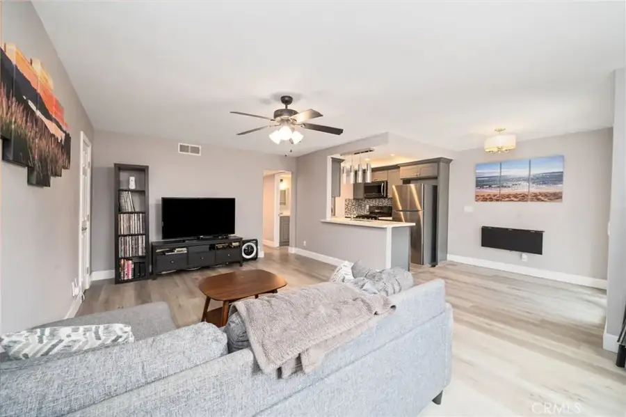 609 S. Newhope St Unit B, Santa Ana, CA 92704 - #3