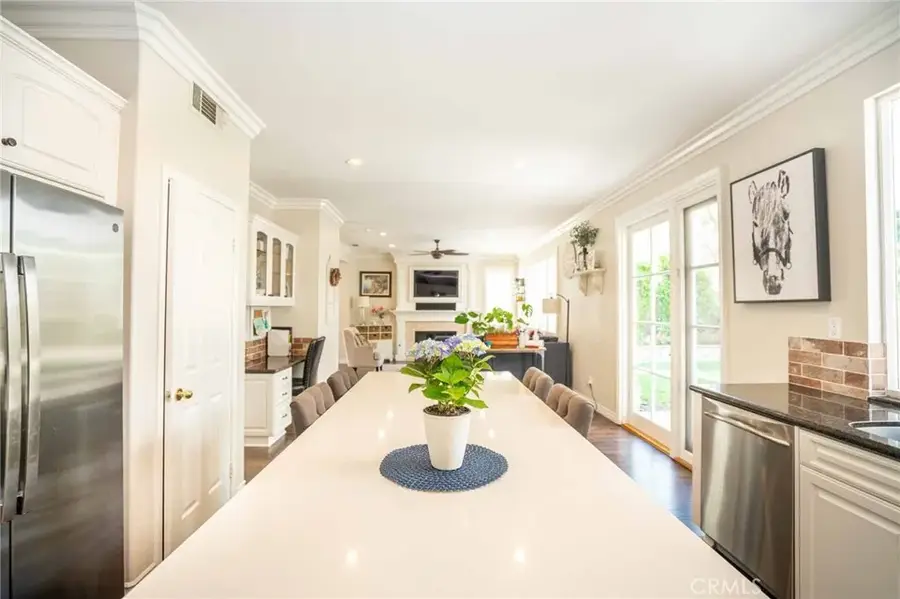 11 Kirkland, Irvine, CA 92602 - #3