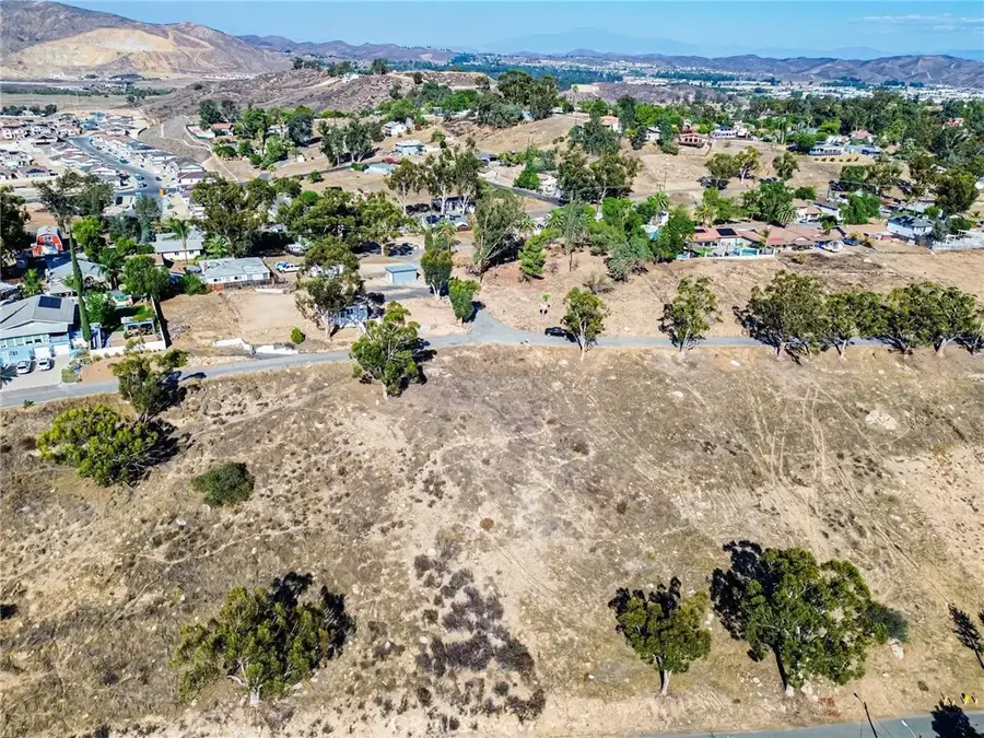 16374 Bailey, Lake Elsinore, CA 92530 - #3