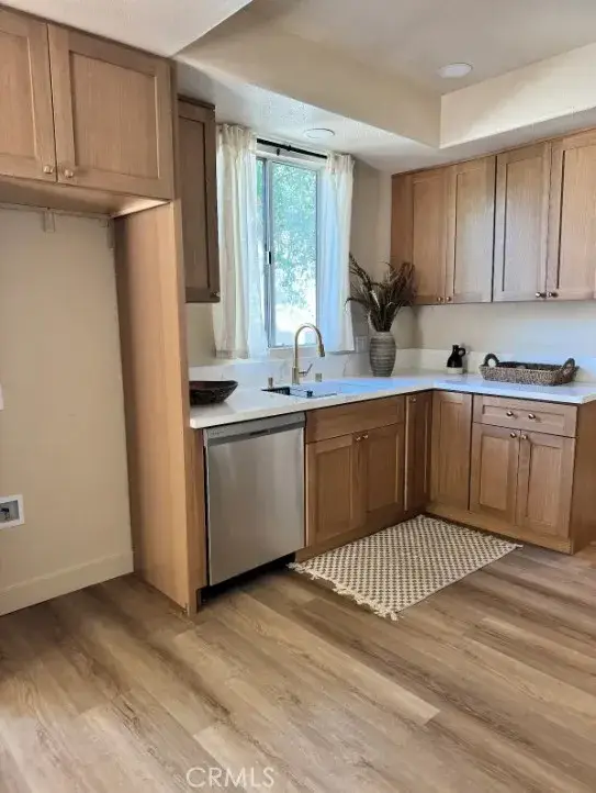 520 E 8th, Corona, CA 92879 - #2