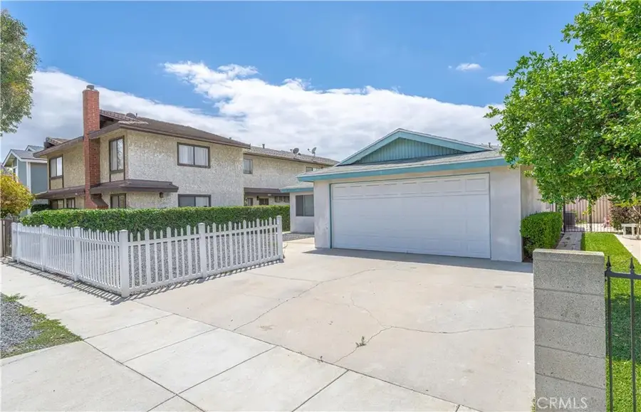 10921 Walnut, Los Alamitos, CA 90720 - #3