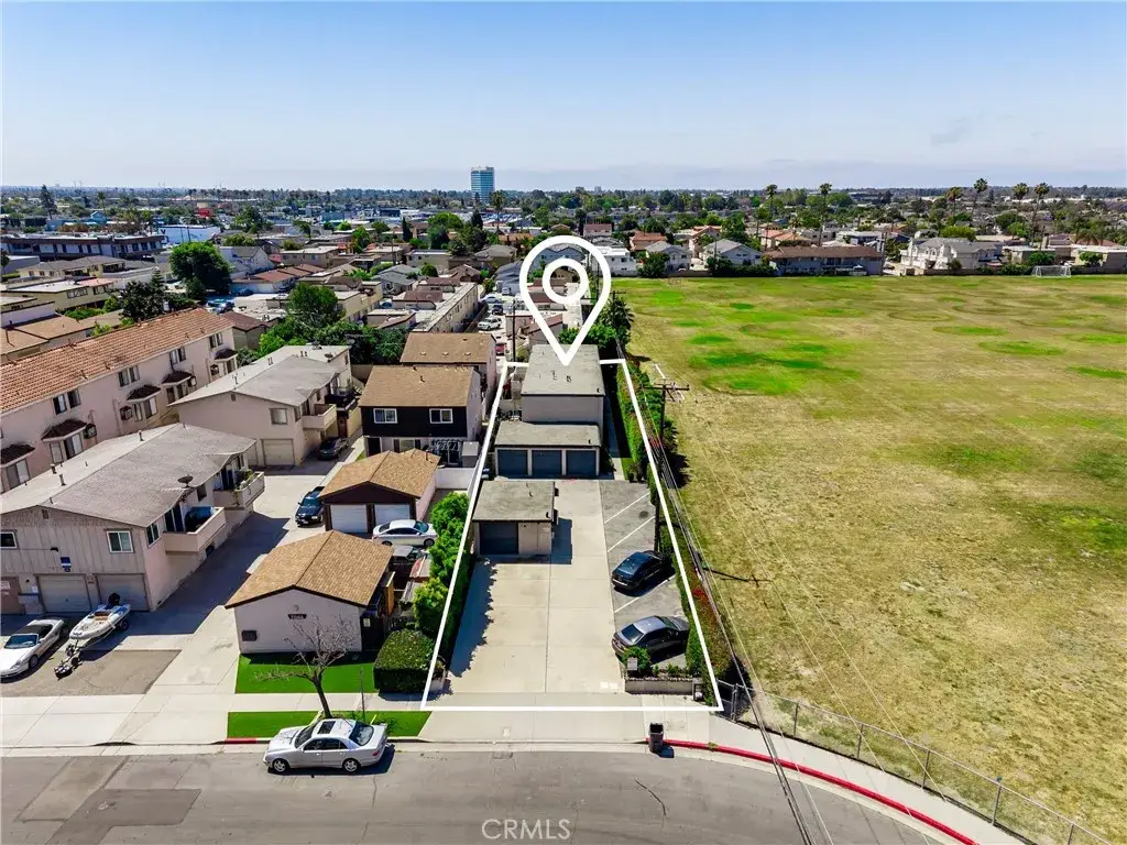 7802 Holt Dr, Huntington Beach, CA 92647 - #1