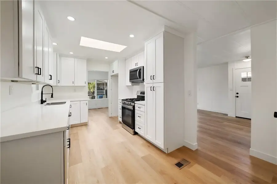 9080 Bloomfield, Cypress, CA 90630 - #2