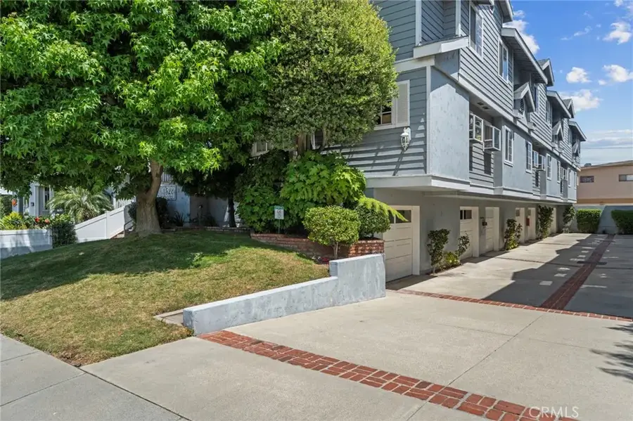 1528 Marcelina Avenue #B, Torrance, CA 90501 - #2