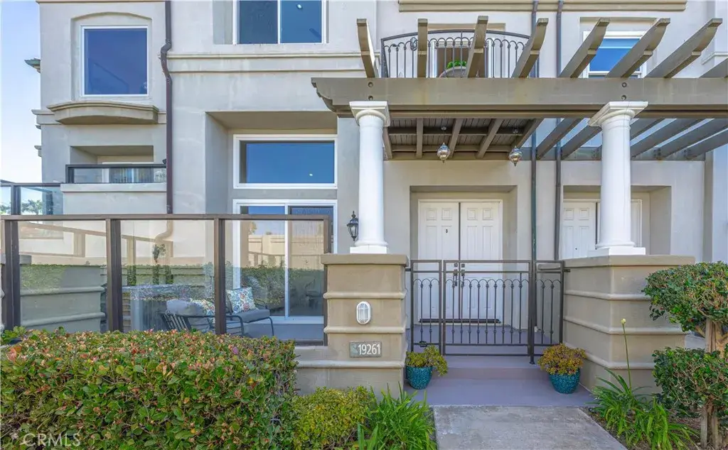 19261 Surfview, Huntington Beach, CA 92648 - #1